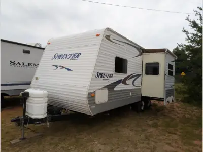 2005 Keystone Sprinter 249 RKS photo 3