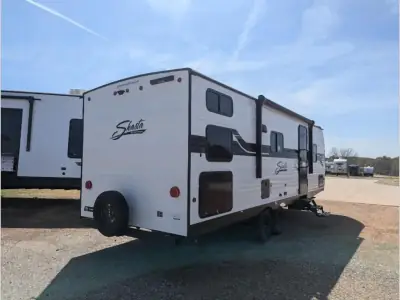 2025 Shasta Rvs i-5 Edition 525BHS photo 5