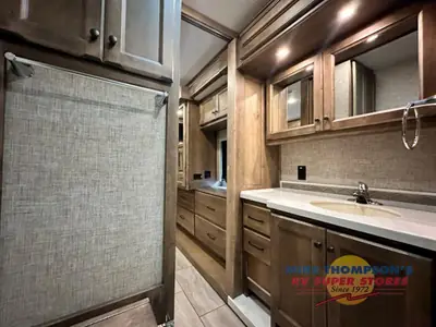 2025 Tiffin Motorhomes Open Road Allegro photo 24