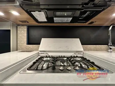 2025 Tiffin Motorhomes Open Road Allegro photo 16