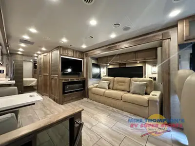 2025 Tiffin Motorhomes Open Road Allegro photo 8