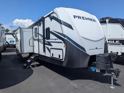 Used 2023 Keystone Premier 25RKPR