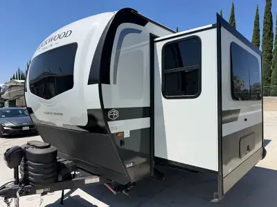 2027 Forest River Rockwood MINILITE 2506FK photo 3