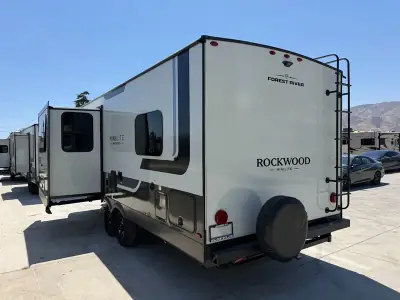 2027 Forest River Rockwood MINILITE 2506FK photo 7