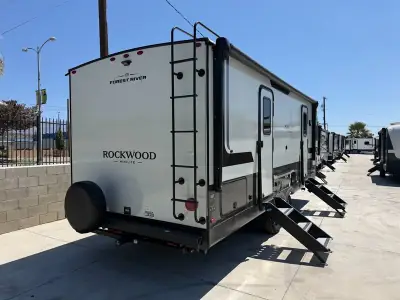 2027 Forest River Rockwood MINILITE 2506FK photo 5