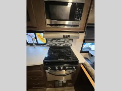 2018 Forest River Wildwood X-Lite 191RDXL photo 20