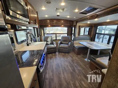 2022 Outdoors Timber Ridge Titanium Series 24RLS photo 13