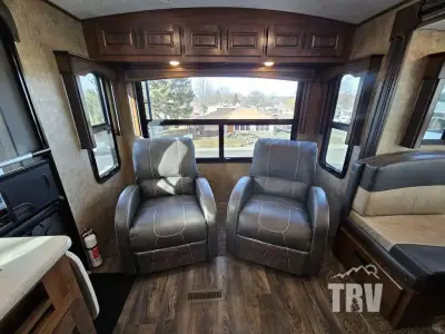2022 Outdoors Timber Ridge Titanium Series 24RLS photo 5