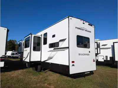 2026 Forest River Sandpiper 3800RK photo 4