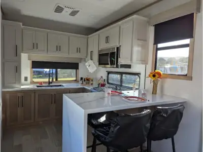 2026 Forest River Sandpiper 3800RK photo 9