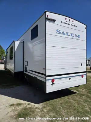 2026 Forest River Salem Salem Villa Grand 42ICE photo 3
