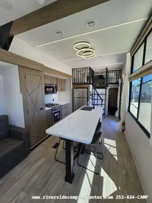 2026 Forest River Salem Salem Villa Grand 42ICE photo 16