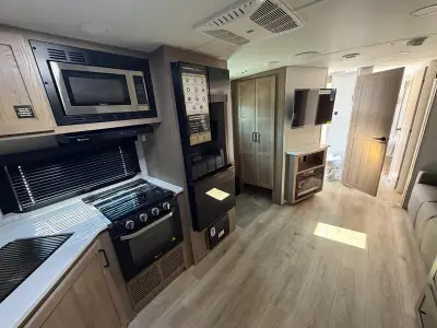 2027 Forest River ULTRALITE 2608BS Rockwood photo 16