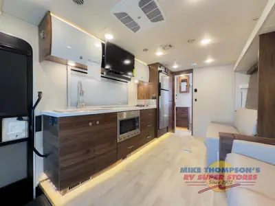 2025 Winnebago Navion photo 12