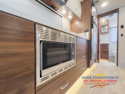 2025 Winnebago Navion photo 13