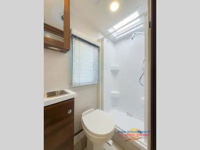2025 Winnebago Navion photo 20