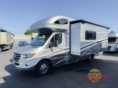 2025 Winnebago Navion photo 2