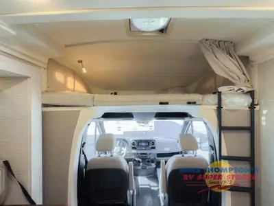 2025 Winnebago Navion photo 8