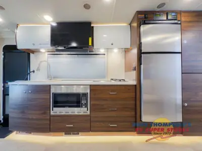 2025 Winnebago Navion photo 14