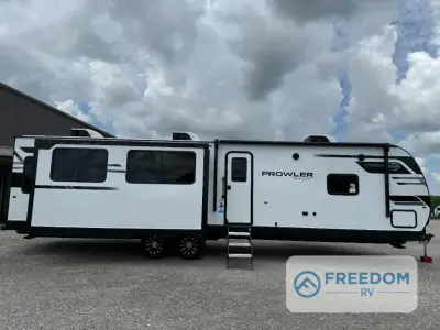 2026 Heartland Prowler 3301RLT photo 4