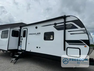 2026 Heartland Prowler 3301RLT photo 3