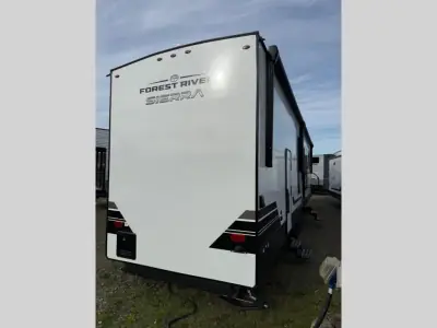 2026 Forest River Sierra Destination Trailers 422FKL photo 7