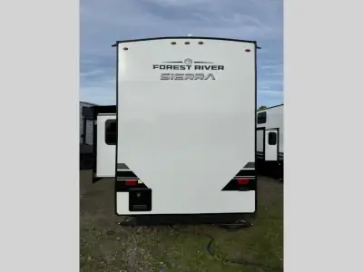 2026 Forest River Sierra Destination Trailers 422FKL photo 6