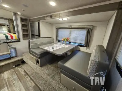 2025 Northwood Mfg Arctic Fox Camper 990 photo 3