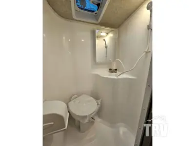2025 Northwood Mfg Arctic Fox Camper 990 photo 8