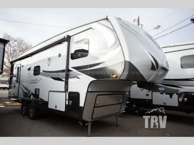 2025 Outdoors Glacier Peak Titanium Series F26RDS photo 29