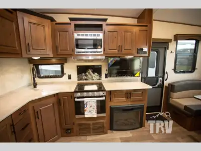 2025 Outdoors Glacier Peak Titanium Series F26RDS photo 22