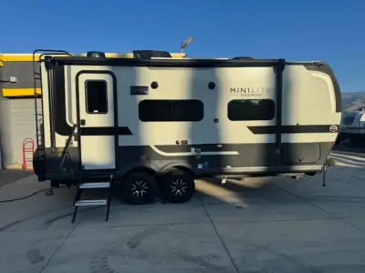 2026 Forest River ROCKWOOD MINI LITE 2109S photo 7