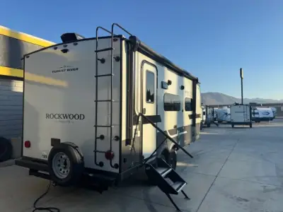 2026 Forest River ROCKWOOD MINI LITE 2109S photo 6