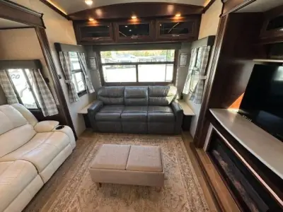 2020 Jayco Pinnacle 37MDQS photo 15