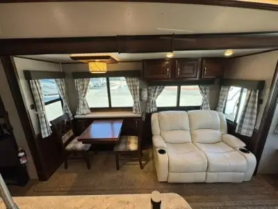 2020 Jayco Pinnacle 37MDQS photo 16