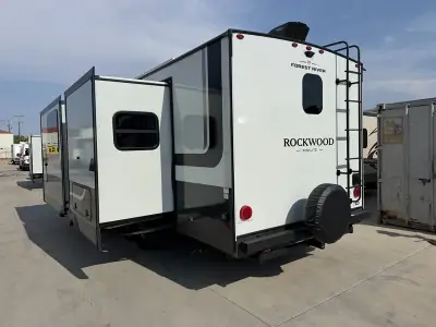 2027 Forest River MINILITE 2523MBR Rockwood photo 7