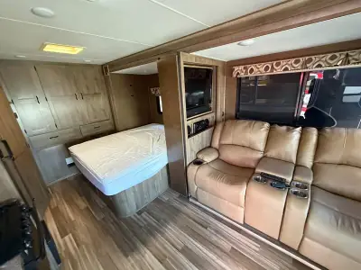 2016 Mercedes-Benz Coachman Prism 2200LE photo 14