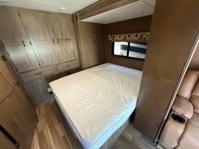 2016 Mercedes-Benz Coachman Prism 2200LE photo 19