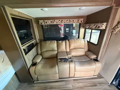 2016 Mercedes-Benz Coachman Prism 2200LE photo 22