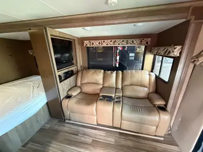 2016 Mercedes-Benz Coachman Prism 2200LE photo 13