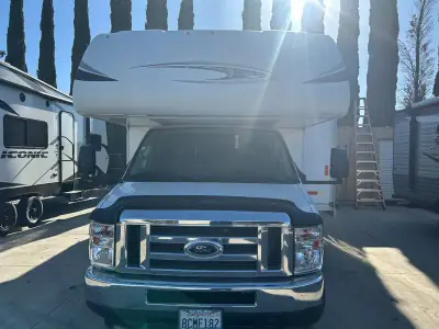 2018 Forest River FORESTER 3271S photo 2