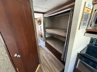 2018 Forest River FORESTER 3271S photo 19