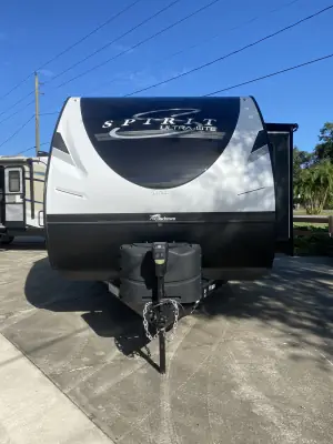 2020 Coachmen Spirit Ultralite 1943RB photo 2