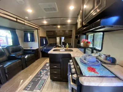 2020 Coachmen Spirit Ultralite 1943RB photo 14