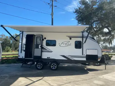 2020 Coachmen Spirit Ultralite 1943RB photo 4