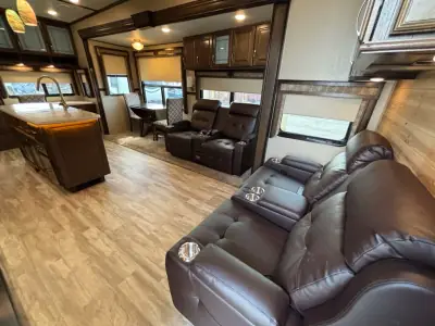 2018 Grand Design SOLITUDE 344GK photo 6