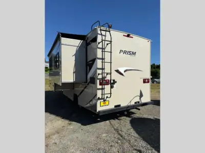 2018 Coachmen Prism 2200 FS photo 5