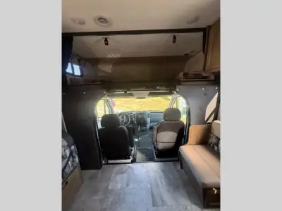 2018 Coachmen Prism 2200 FS photo 15