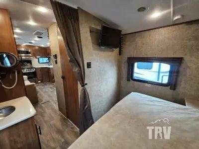 2022 Outdoors Timber Ridge Titanium Series 24RKS photo 18