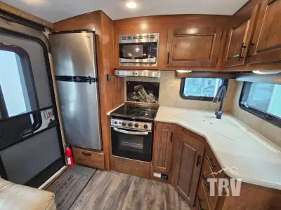2022 Outdoors Timber Ridge Titanium Series 24RKS photo 6